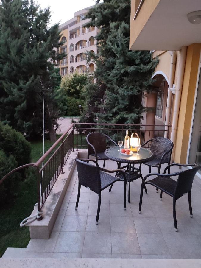 Midia Grand Resort, Terrassen Paradies Apartment Aheloy Exterior photo